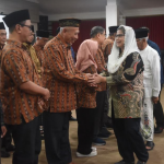 Pj Wali Kota Zanariah saat mengukuhkan FKUB Kota Kediri (dok. Ist)