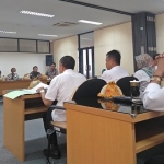 Hearing antara DPRD, Pemkab Blitar, dan perwakilan peternakan sapi PT Greenfields, Rabu (29/1/2020).