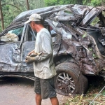 Kondisi mobil Toyota Fortuner setelah alami rem blong dan terjun ke jurang di kawasan Bromo, Selasa (14/5/2024).