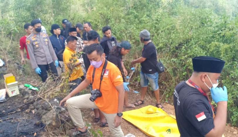 Bongkar Makam Polisi Ungkap Identitas Korban Pembunuhan Di Sampang