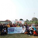 Ratusan emak-emak yang tergabung dalam Komunitas Senam Gembira Surabaya mendeklarasikan dukungan kepada Gus Muhaimin untuk maju sebagai calon presiden 2024. Foto: Ist