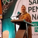 Najeela Shihab saat menyampaikan pidato manifesto pendidikan pada Harlah ke-70 Pergunu di Hotel Aryaduta Jakarta, Kamis (31/3/2022). Foto: MMA/BANGSAONLINE.com