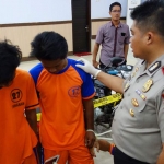 Kapolres Jombang AKBP Fadli Widiyanto saat merilis pelaku.