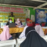 Sebanyak 30 guru Pendidikan Anak Usia Dini (PAUD) di wilayah Kecamatan Soko, Kabupaten Tuban menjalani vaksinasi Covid-19 tahap 2 di Puskesmas Prambontergayang.