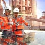 Pemanfaatan solar panel untuk operasional di Pabrik Rembang, Jawa Tengah. Foto: Ist