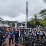 Suasana Fun Bike Kebangsaan yang didukung White Koffie dalam rangka memperingati HUT Kota Malang ke-108.