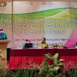 Ketua DPW Perempuan Bangsa Jatim Anik Maslachah, M.Si. memberikan sambutan dalam acara launching Griya Curhat Keluarga Malang, Sabtu (6/2/2021) di Hotel Atria Blimbing Malang.