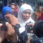 Menteri Sosial RI, Khofifah Indar Parawansa usai menghadiri Wisuda Purna Siswa Yayasan Hasyim Asy