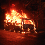 Ilustrasi mobil terbakar (pexels/rodrigoteixeiria)
