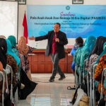 Sosialisasi pola asuh anak dan remaja di era digital (Paaredi) di Aula Panti PKK Kota Kediri. Foto: Ist.