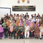 Jajaran Kodim 0827/Sumenep saat komsos bareng keluarga besar TNI.