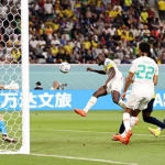Kalidou Koulibaly mencetak gol penentu kemenangan Senegal atas Ekuador pada laga lanjutan Grup A. 