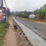 Pelebaran jalan di Kabupaten Malang.