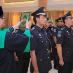 Pelantikan dan pengambilan sumpah jabatan pegawai fungsional analis pengelolaan keuangan APBN dari berbagai satker jajaran Kemenkumham Jatim, Kamis (12/9/2024). Foto: Humas Kemenkumham Jatim.