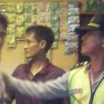 Pemilik warung terpaksa diamankan karena ketahuan menjual minuman keras.