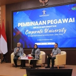 Sosialisasi paradigma baru corporate university untuk jajaran Kanwil Kemenkumham Jatim.