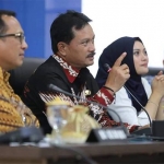 Wali Kota Maidi saat rapat koordinasi bersama Bank Indonesia (BI) Kediri.