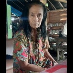 Sumirah (66), warga Dusun Kaliketok, Desa Kaligunting, Kecamatan Mejayan, Kabupaten Madiun.
