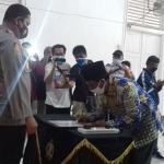 Sejumlah organisasi masyarakat dan kepemudaan teken deklarasi damai di gedung aula Polres Probolinggo Kota.