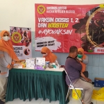 Suasana Vaksinasi Covid-19 yang dilakukan Binda Jatim di Puskesmas Mojoagung, Jombang.