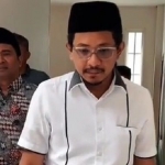 Tangkapan layar potongan video saat Ketua DPD Partai Nasdem Bangkalan Mohammad Nasih Aschal berjalan bersama Mathur Husyairi dan Jayus Salam.