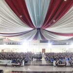 Acara Welcome to Maba IMB Universitas Trunojoyo madura yang dihadiri ribuan mahasiswa baru