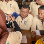 Kepala OPD Pemkab Tuban saat cek tensi darah di Pendopo Krido Manunggal.
