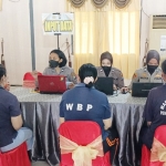 Tim Vaksinasi Polresta Malang Kota untuk melaksanakan vaksinasi di Lapas Perempuan Kota Malang, Kamis (21/7/2022).