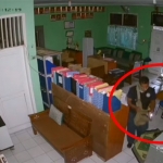 Tangkapan layar dari rekaman CCTV Aksi pencuiran di SDN Pengasinan 1, Depok.