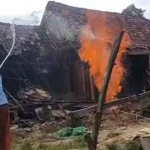 Tangkap layar video sumur bor keluar api di Sampang.