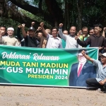 Deklarasi relawan dari kalangan petani muda Kabupaten Madiun yang mendukung Gus Muhaimin jadi presiden 2024. Foto: HENDRO SUHARTONO/BANGSAONLINE
