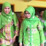 Khofifah Indar Parawansa, Menteri Sosial di sela-sela menghadiri Harlah Muslimat di Alun-alun Jombang, Sabtu (21/05). foto: romza/ BANGSAONLINE