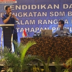 Plt Sekretaris DPD Demokrat Jatim, Bayu Airlangga, saat menutup Diklat Peningkatan SDM BPOKK dan Bappilu. Foto: Ist
