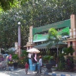 Pengunjung TWSL atau Taman Wisata Studi Lingkungan di Kota Probolinggo.