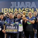 Para perwakilan dari Jawa Timur yang menjuarai AHY turnamen voli Menteri ATR/BPN Cup 2024.