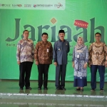 Wakil Bupati Pamekasan, RB Fattah Jasin dalam ngaji pasar modal syariah yang bekerja sama antara OJK dan Bursa efek Indonesia Jawa Timur.