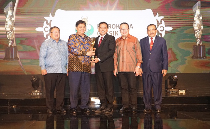 Petrokimia Gresik Raih Grand Platinum Di Ajang Sni Award