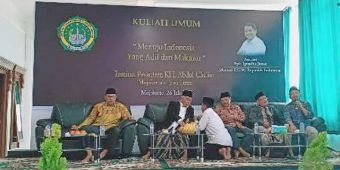 ​Penuhi Nadzar Kemenangan Khofifah-Jokowi, Kiai Asep Umrohkan Tim 35 Kabupaten
