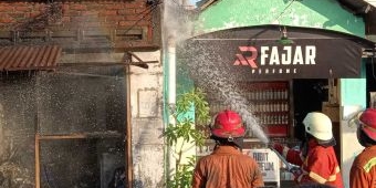 Rumah Usaha Laundry di Gedangan Sidoarjo Terbakar, Dua Balita dan Satu Lansia Terjebak