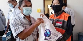 Puluhan Sopir Angkot di Kediri Kembali Dapatkan Paket Sembako dari Si Jamal