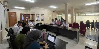 Pokja Perancang Per-UU Kanwil Kemenkumham Jatim Beri Rekomendasi Terhadap Raperda Trenggalek 2025
