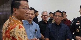 Dampingi Menkumham Tinjau TPI Juanda, Kakanwil Kemenkumham Jatim Komitmen Beri Layanan Terbaik