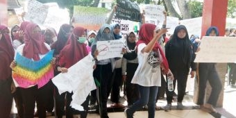 Sejumlah Siswi Dilarang Tampil dan Diperlakukan Kasar oleh OSIS, Pensi SMKN 2 Nganjuk Demo