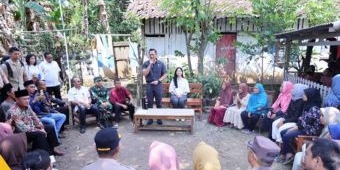 AHY Serahkan Sertifikat Tanah Elektronik di Wonorejo Semarang