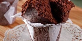 Cara Membuat Bolu Kukus Cokelat Mekar