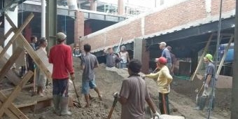 Pembangunan Proyek Fisik di Kota Blitar Abaikan Perlengkapan Keselamatan