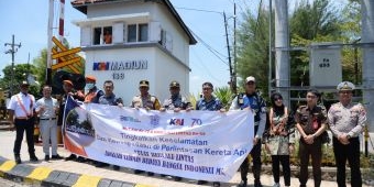 ​Tindak Pelanggar Perlintasan KA, Polres Madiun Kota dan PT KAI Adakan Rakor Sosialisasi