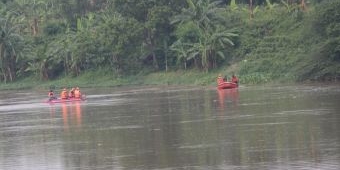 Diduga Bunuh Diri, Pria di Jombang Nekat Loncat ke Sungai Brantas