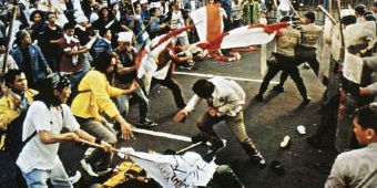 Penyebab Kerusuhan 1998 yang Tewaskan Mahasiswa Universitas Trisakti
