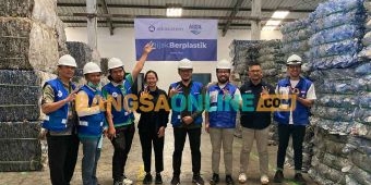 Teken MoU, Aqua dan Rekosistem Kelola 1.400 Metrik Ton Sampah Botol Plastik